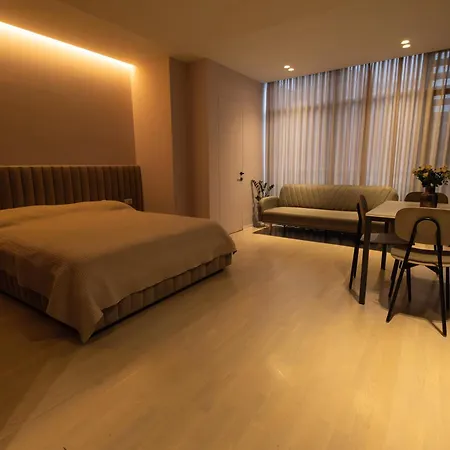 Nina's Cosy In Nocleg ze śniadaniem Tirana